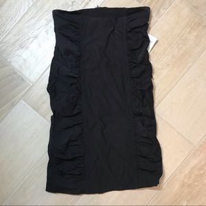 Black rushed pencil skirt